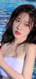 点爱成金海报